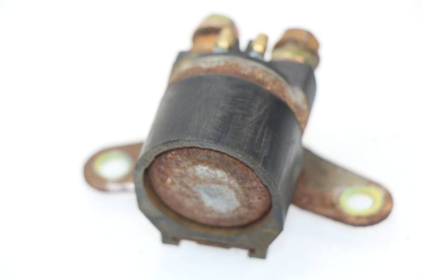 photo de RELÉ DE PARTIDA SUZUKI GSXF GSX F 600 (1988 - 1997) - Detalhe da peça