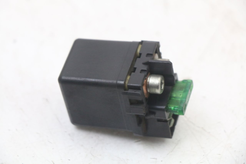photo de RELÉ DE PARTIDA HONDA NES AROBASE 125 (2000 - 2003) - Zoom do estado de desgaste