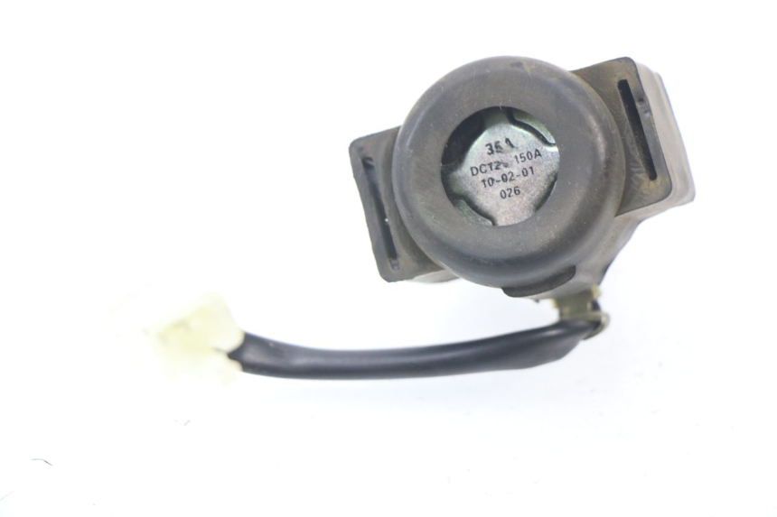photo de RELÉ DE PARTIDA SYM JET 4 50 (2010 - 2014) - Zoom do estado de desgaste