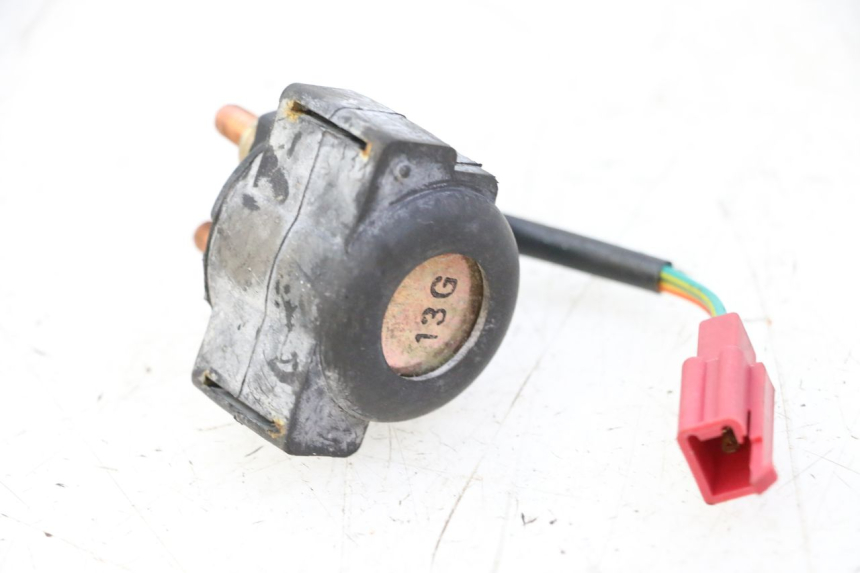 photo de RELÉ DE PARTIDA SYM JOYMAX 125 (2010 - 2017) - Zoom do estado de desgaste