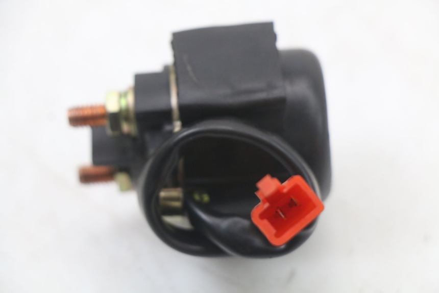 photo de RELÉ DE PARTIDA KYMCO K-PW K-PIPE 50 (2012 - 2017) - Outro ângulo de visão