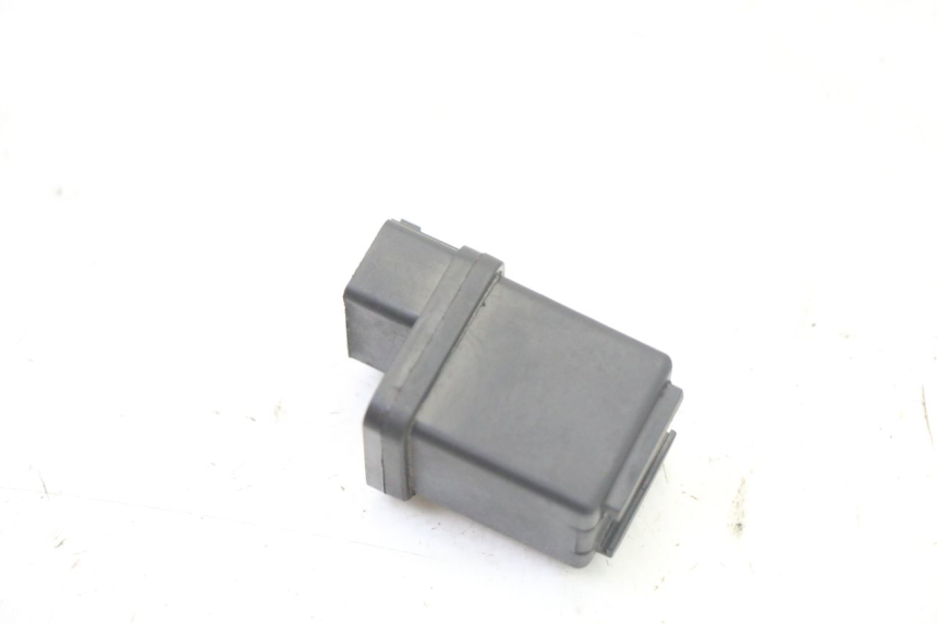 photo de RELÉ DE PARTIDA PEUGEOT KISBEE 2T 50 (2010 - 2017) - Detalhe da peça