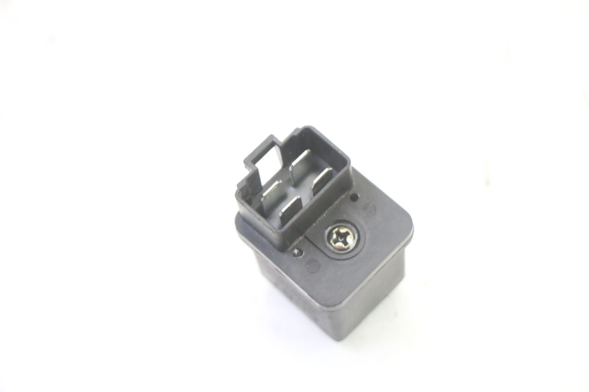 photo de RELÉ DE PARTIDA PEUGEOT KISBEE 2T 50 (2010 - 2017) - Zoom do estado de desgaste