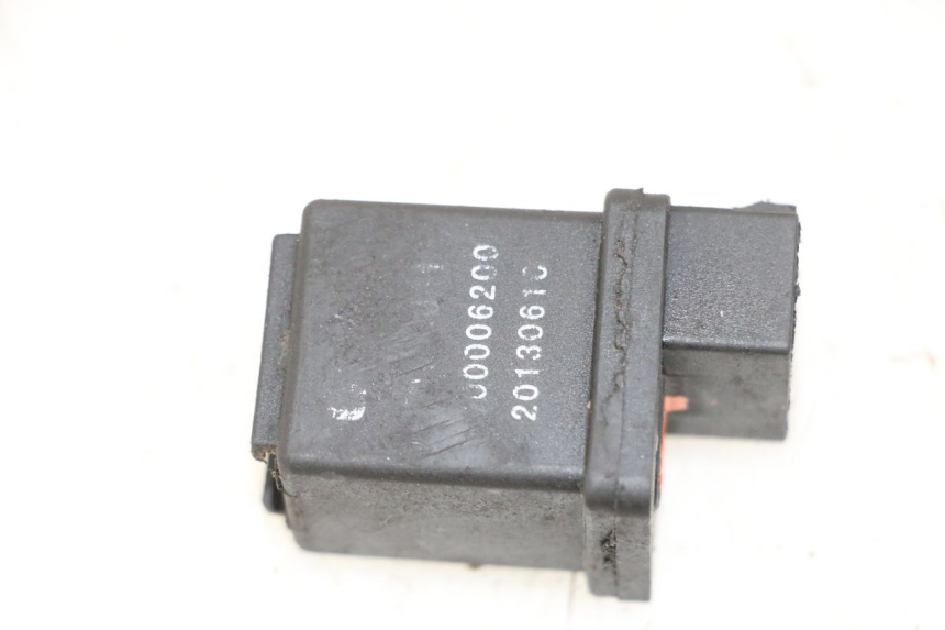 photo de RELÉ DE PARTIDA PEUGEOT KISBEE 2T 50 (2010 - 2017) - Vista principal