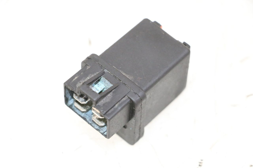 photo de RELÉ DE PARTIDA PEUGEOT KISBEE 2T 50 (2010 - 2017) - Detalhe da peça