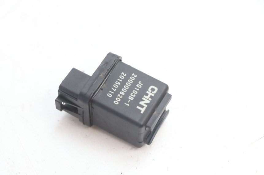 photo de RELÉ DE PARTIDA PEUGEOT KISBEE 2T 50 (2010 - 2017) - Detalhe da peça