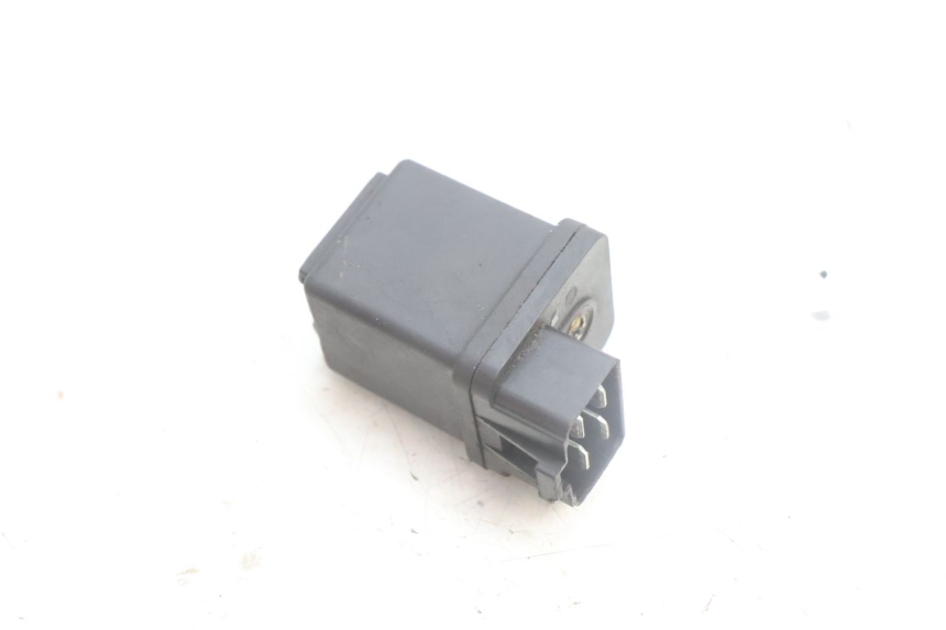 photo de RELÉ DE PARTIDA PEUGEOT KISBEE 2T 50 (2010 - 2017) - Zoom do estado de desgaste