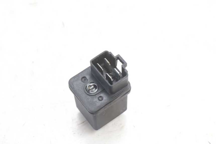 photo de RELÉ DE PARTIDA PEUGEOT KISBEE 2T 50 (2010 - 2017) - Zoom do estado de desgaste