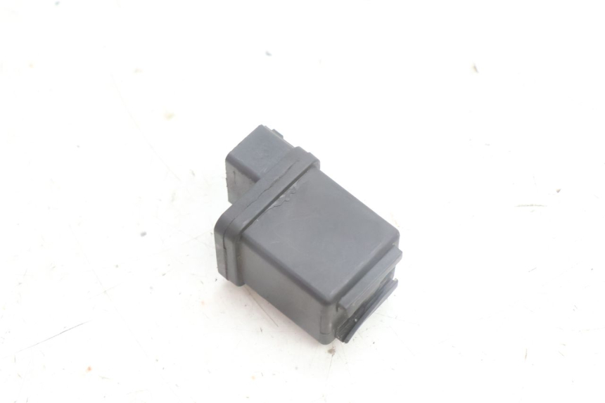 photo de RELÉ DE PARTIDA PEUGEOT KISBEE 4T 50 (2010 - 2017) - Detalhe da peça