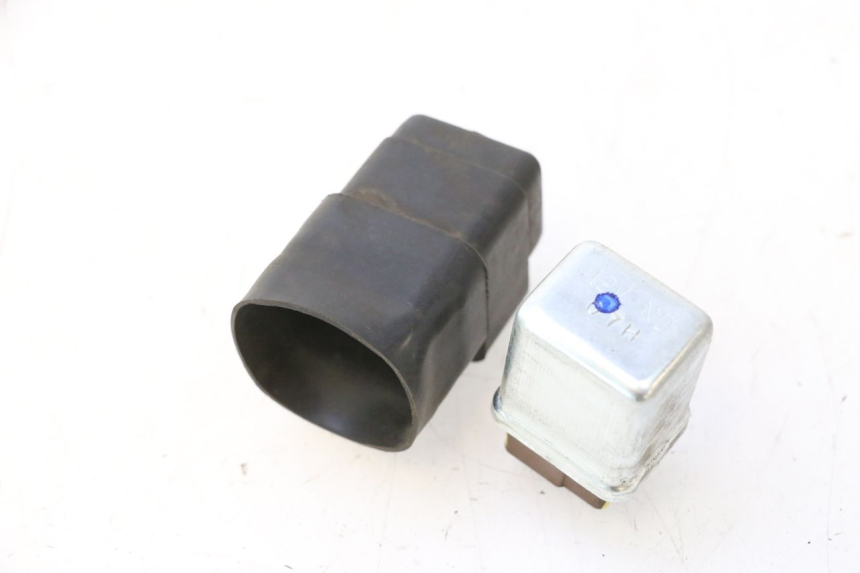 photo de RELÉ DE PARTIDA PIAGGIO LIBERTY IGET 4T 50 (2015 - 2020) - Zoom do estado de desgaste