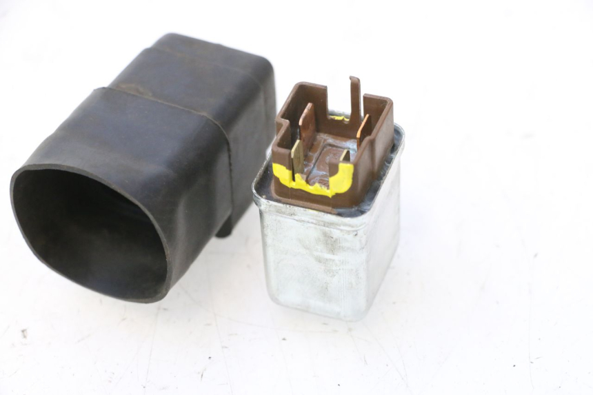 photo de RELÉ DE PARTIDA PIAGGIO LIBERTY IGET 4T 50 (2015 - 2020) - Ampliação técnica