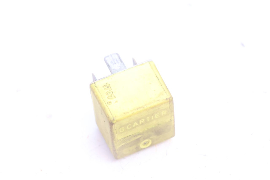 photo de RELÉ DE PARTIDA PEUGEOT LUDIX BLASTER 50 (2006 - 2014) - Zoom do estado de desgaste