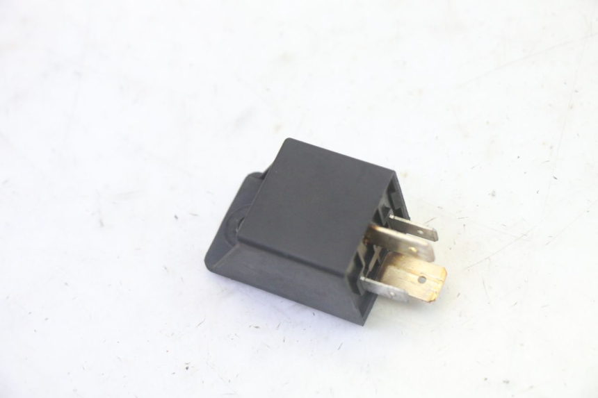 photo de RELÉ DE PARTIDA PIAGGIO LXV 4T 50 (2009 - 2013) - Detalhe da peça