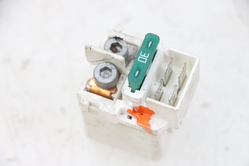 photo de RELÉ DE PARTIDA PIAGGIO MP3 HPE 300 (2019 - 2026) - Detalhe da peça