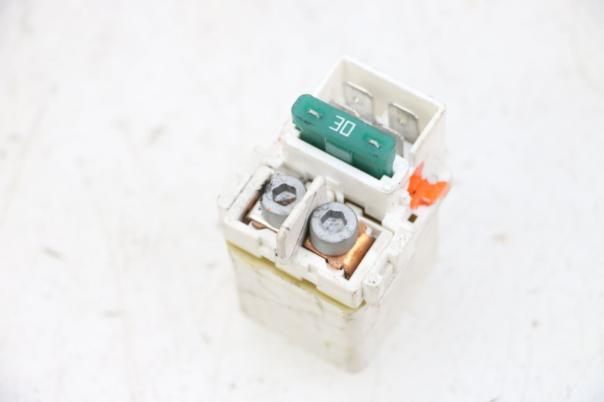 photo de RELÉ DE PARTIDA PIAGGIO MP3 HPE 300 (2019 - 2026) - Ampliação técnica