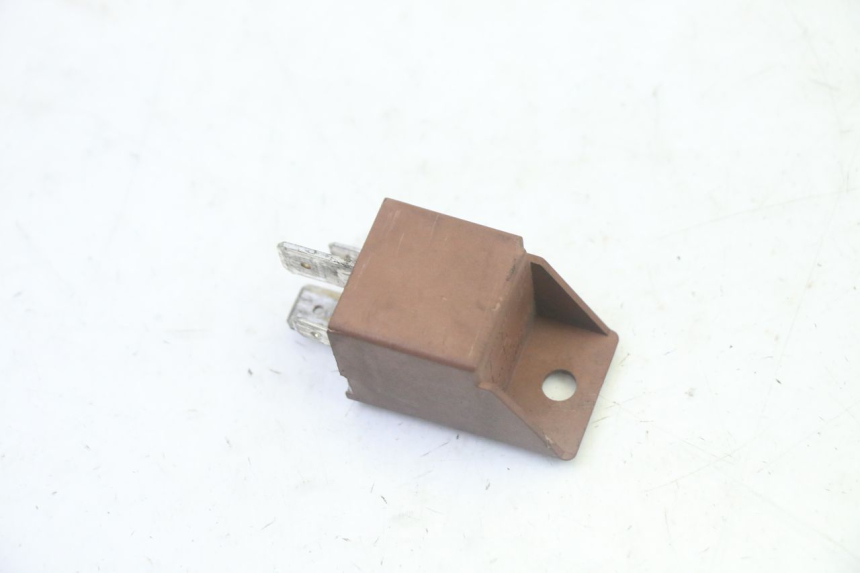 photo de RELÉ DE PARTIDA PIAGGIO MP3 LT 300 (2010 - 2016) - Detalhe da peça