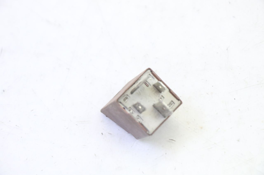 photo de RELÉ DE PARTIDA PIAGGIO MP3 LT 300 (2010 - 2016) - Outro ângulo de visão