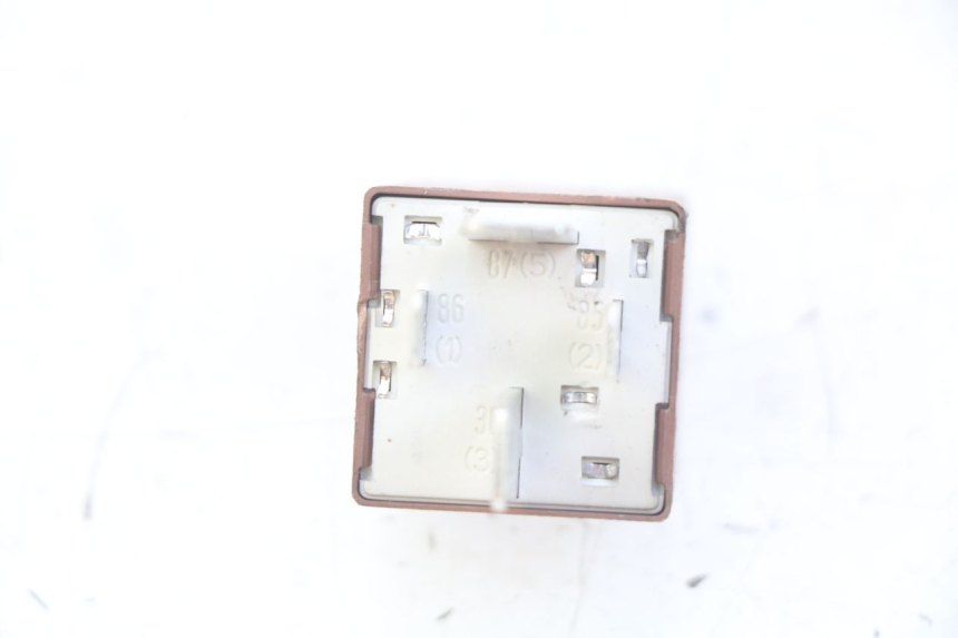 photo de RELÉ DE PARTIDA PIAGGIO MP3 125 (2006 - 2014) - Detalhe da peça