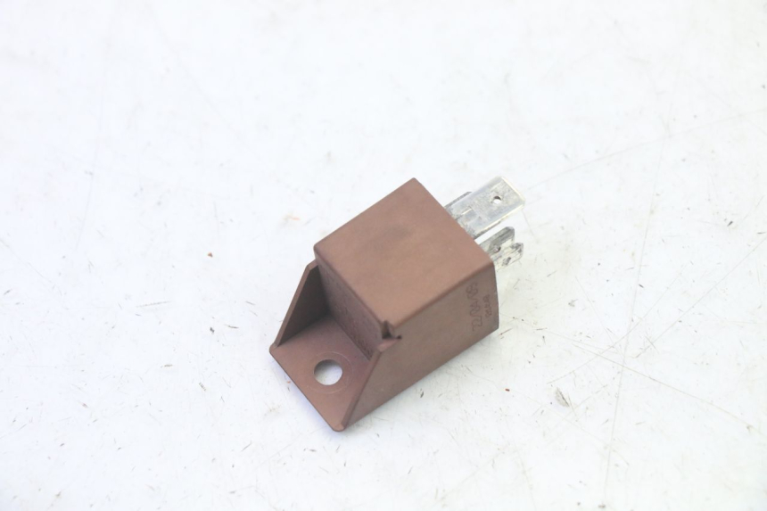 photo de RELÉ DE PARTIDA PIAGGIO MP3 RL 250 (2006 - 2010) - Detalhe da peça