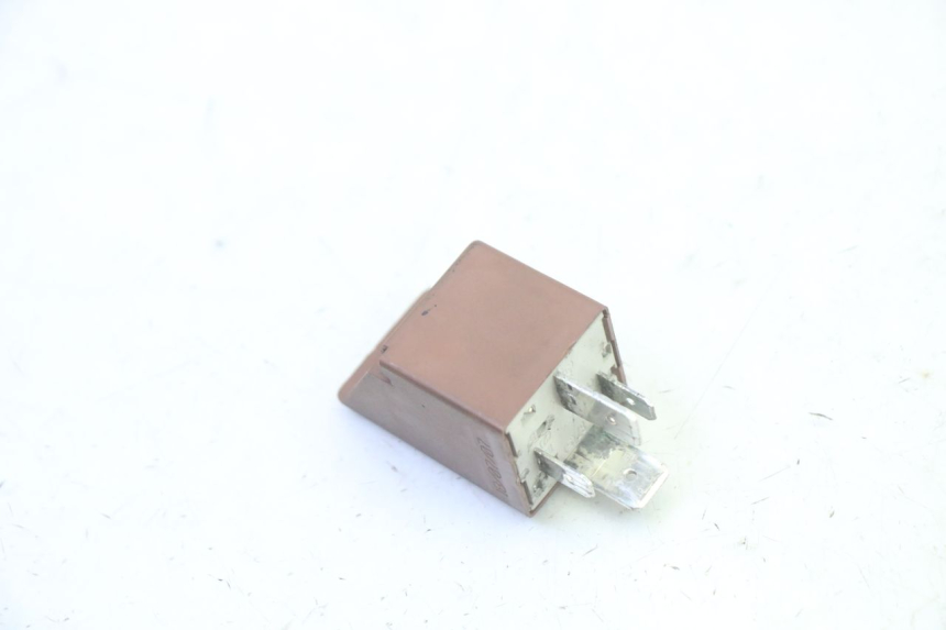 photo de RELÉ DE PARTIDA PIAGGIO MP3 125 (2006 - 2014) - Detalhe da peça