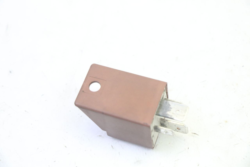 photo de RELÉ DE PARTIDA PIAGGIO MP3 125 (2006 - 2014) - Outro ângulo de visão