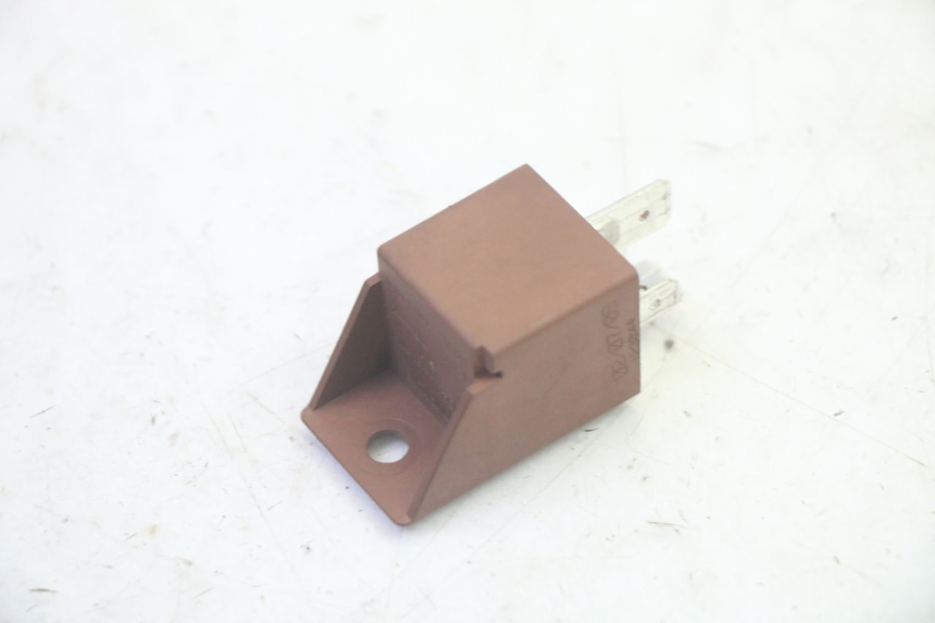 photo de RELÉ DE PARTIDA PIAGGIO MP3 RL 250 (2006 - 2010) - Zoom do estado de desgaste