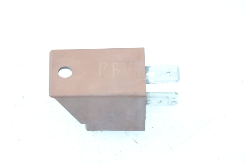 photo de RELÉ DE PARTIDA GILERA NEXUS 125 (2009 - 2013) - Detalhe da peça