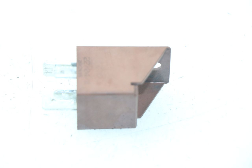 photo de RELÉ DE PARTIDA GILERA NEXUS 125 (2009 - 2013) - Outro ângulo de visão