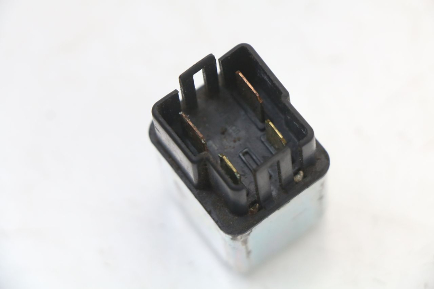 photo de RELÉ DE PARTIDA HONDA NHX LEAD 110 (2008 - 2010) - Detalhe da peça
