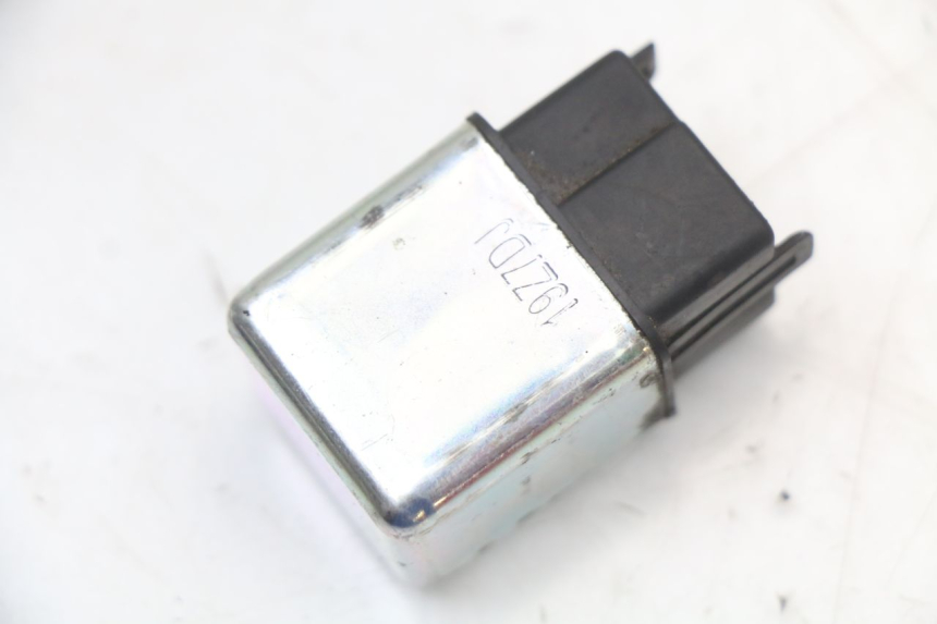 photo de RELÉ DE PARTIDA HONDA NHX LEAD 110 (2008 - 2010) - Zoom do estado de desgaste