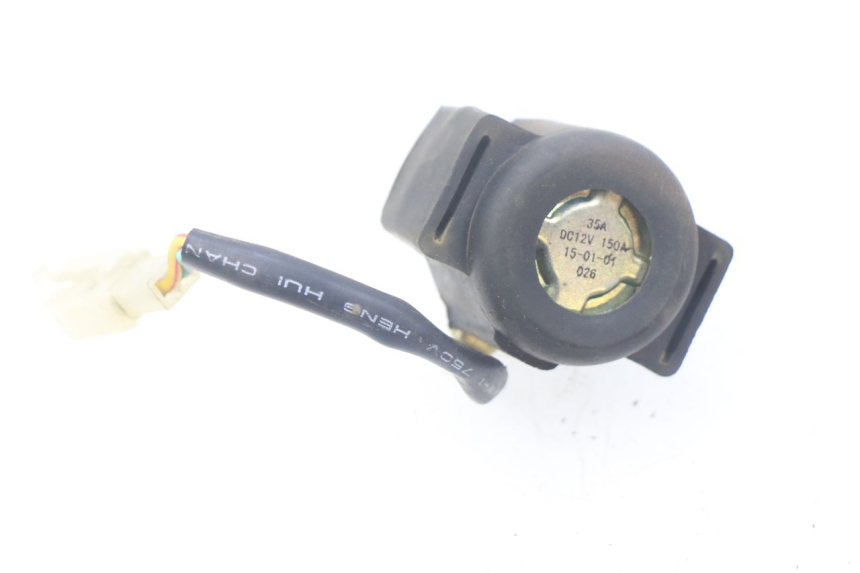 photo de RELÉ DE PARTIDA SYM ORBIT 2 4T 50 (2008 - 2017) - Zoom do estado de desgaste