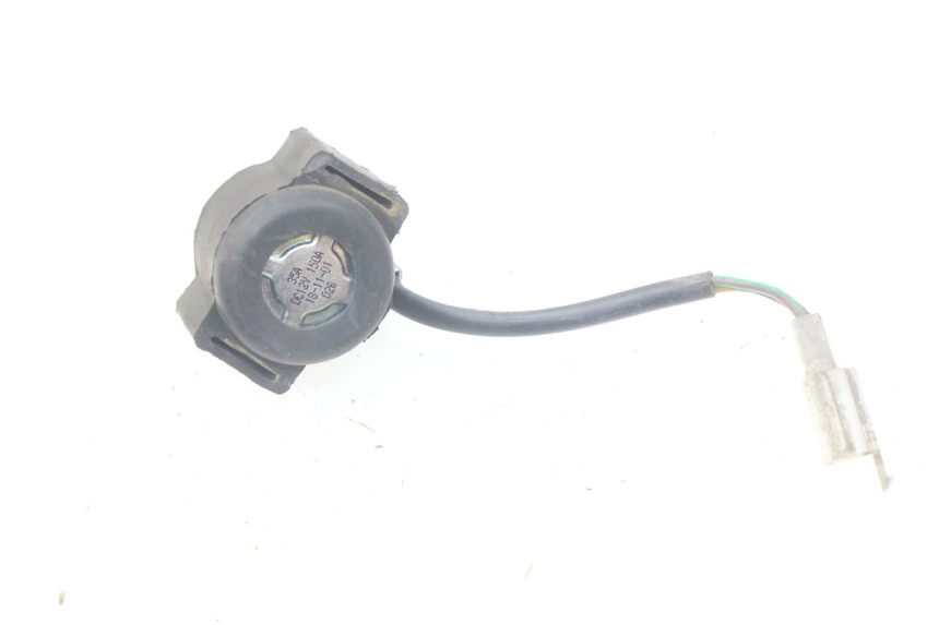 photo de RELÉ DE PARTIDA SYM ORBIT III 3 4T 50 (2018 - 2021) - Zoom do estado de desgaste
