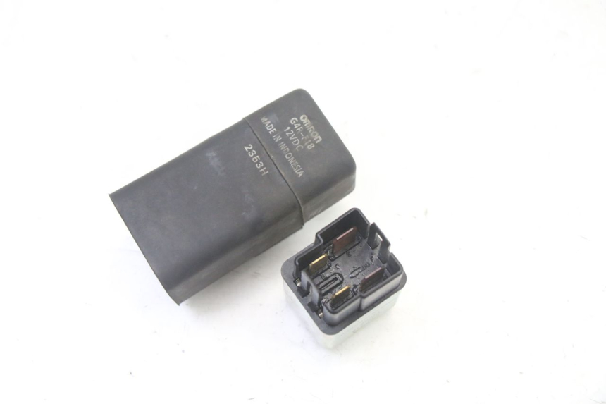 photo de RELÉ DE PARTIDA MBK OVETTO 4T 50 (2008 - 2016) - Ampliação técnica