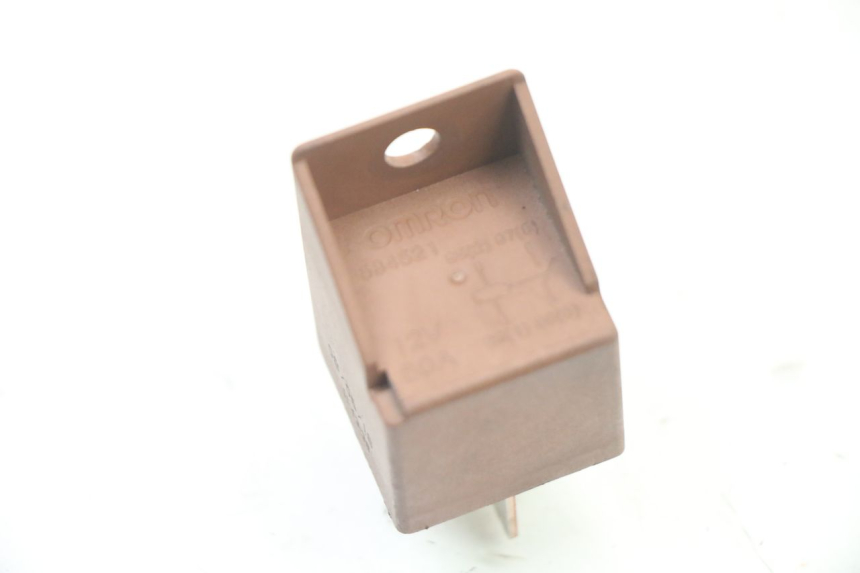 photo de RELÉ DE PARTIDA PIAGGIO NRG POWER PUREJET 50 (2018 - 2021) - Detalhe da peça