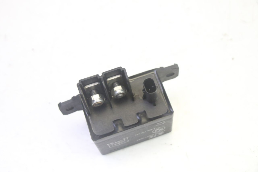photo de RELÉ DE PARTIDA BMW R GS 1250 (2021 - 2024) - Pontos de fixação