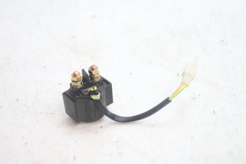 photo de RELÉ DE PARTIDA JM MOTORS R-MAX TECH 50 (2024 - 2026) - Zoom do estado de desgaste