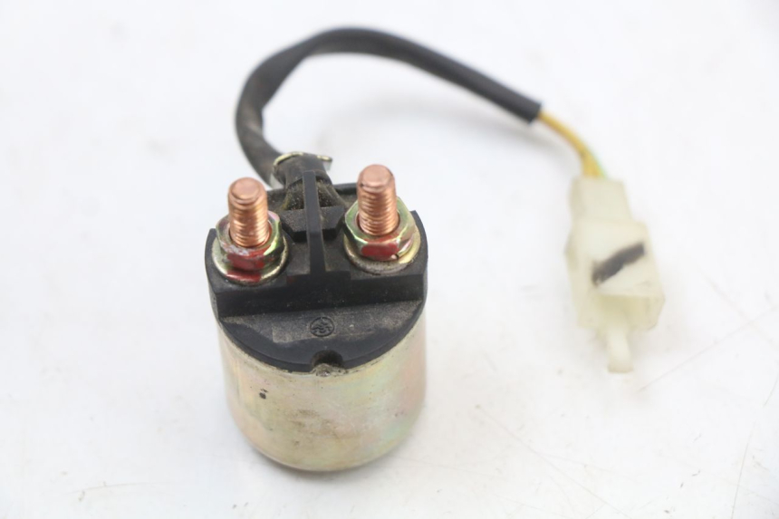 photo de RELÉ DE PARTIDA EUROCKA R8 4T 50 (2013 - 2022) - Zoom do estado de desgaste
