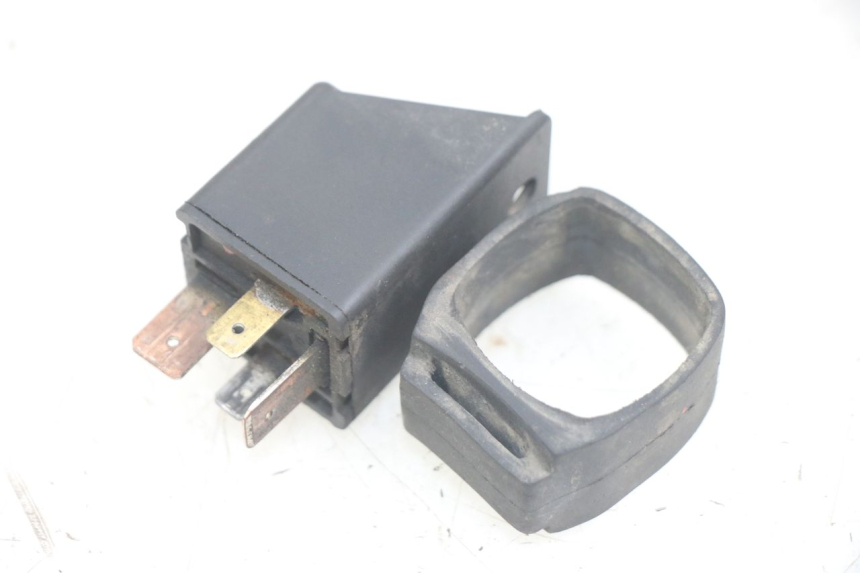 photo de RELÉ DE PARTIDA GILERA RK 50 (1996 - 1999) - Outro ângulo de visão