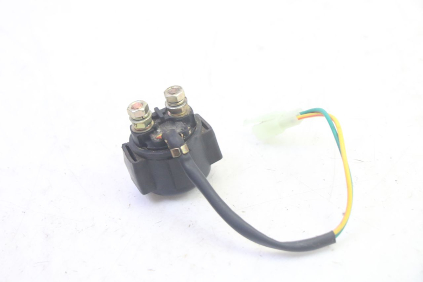 photo de RELÉ DE PARTIDA TNT MOTOR ROMA 10' 4T 50 (2019 - 2022) - Zoom do estado de desgaste