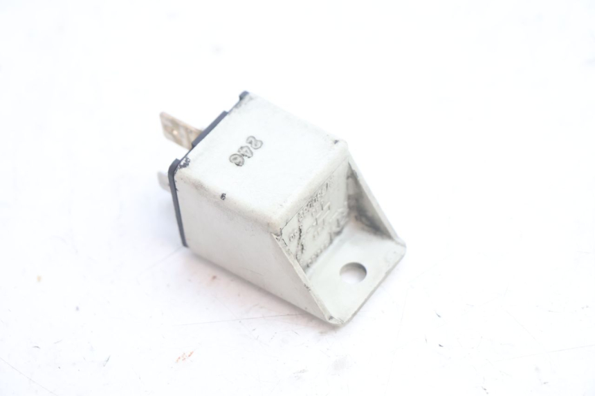 photo de RELÉ DE PARTIDA PEUGEOT SATELIS 125 (2006 - 2009) - Detalhe da peça