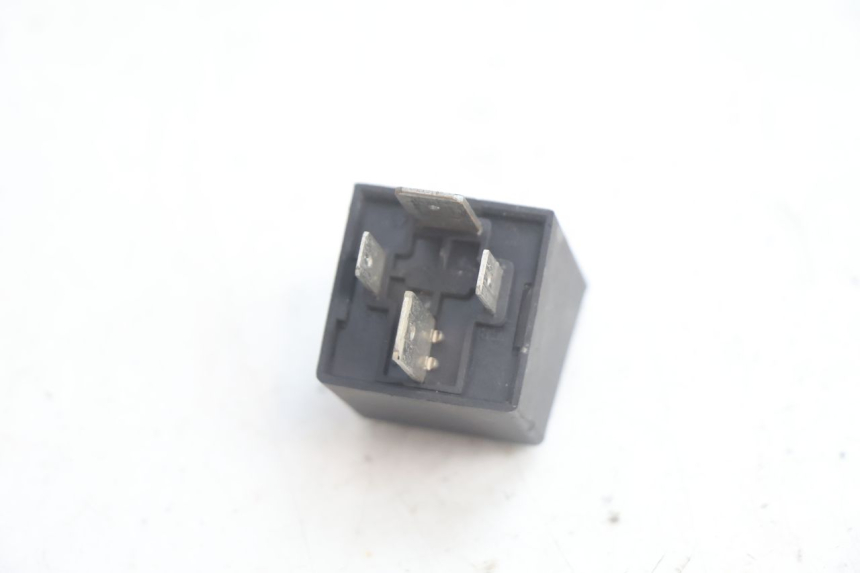 photo de RELÉ DE PARTIDA PEUGEOT SATELIS 125 (2013 - 2018) - Ampliação técnica