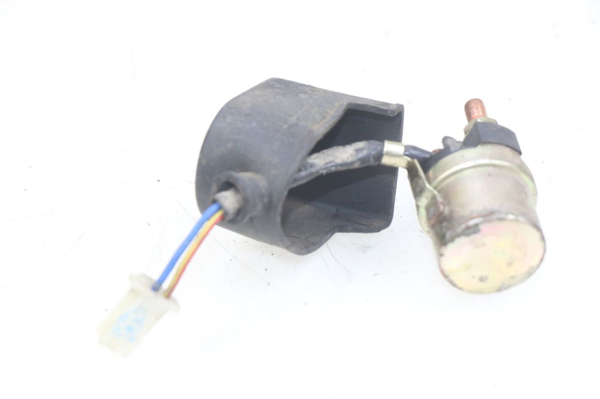 photo de RELÉ DE PARTIDA APRILIA SCARABEO LIGHT 125 (2007 - 2011) - Outro ângulo de visão
