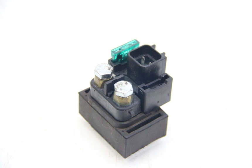 photo de RELÉ DE PARTIDA SUZUKI SIXTEEN 125 (2008 - 2010) - Detalhe da peça