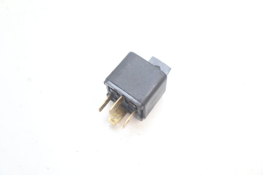 photo de RELÉ DE PARTIDA YAMAHA SLIDER 50 (1999 - 2004) - Zoom do estado de desgaste