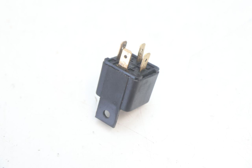 photo de RELÉ DE PARTIDA YAMAHA SLIDER 50 (1999 - 2004) - Ampliação técnica