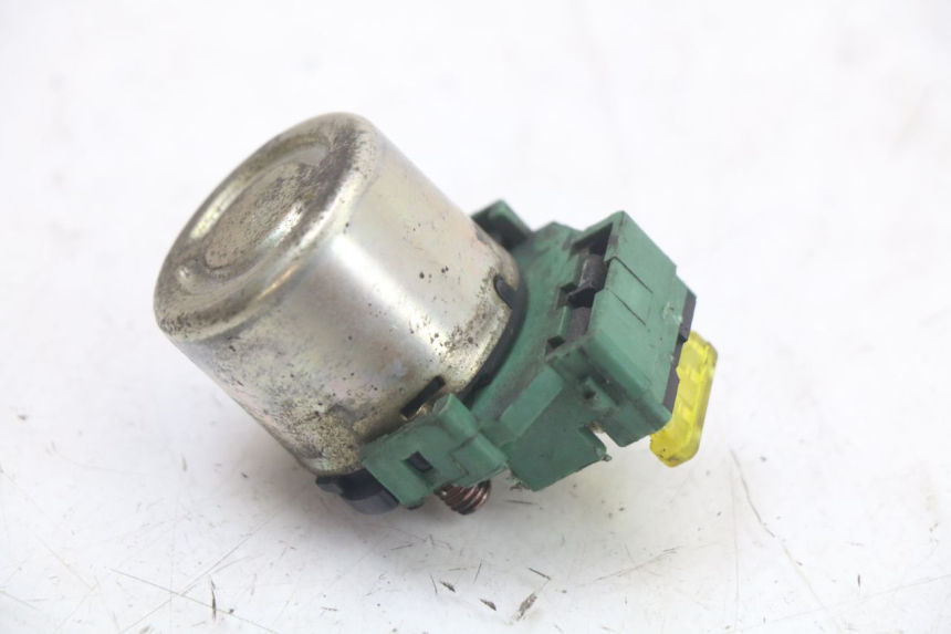 photo de RELÉ DE PARTIDA SUZUKI GS F 500 (2004 - 2007) - Outro ângulo de visão