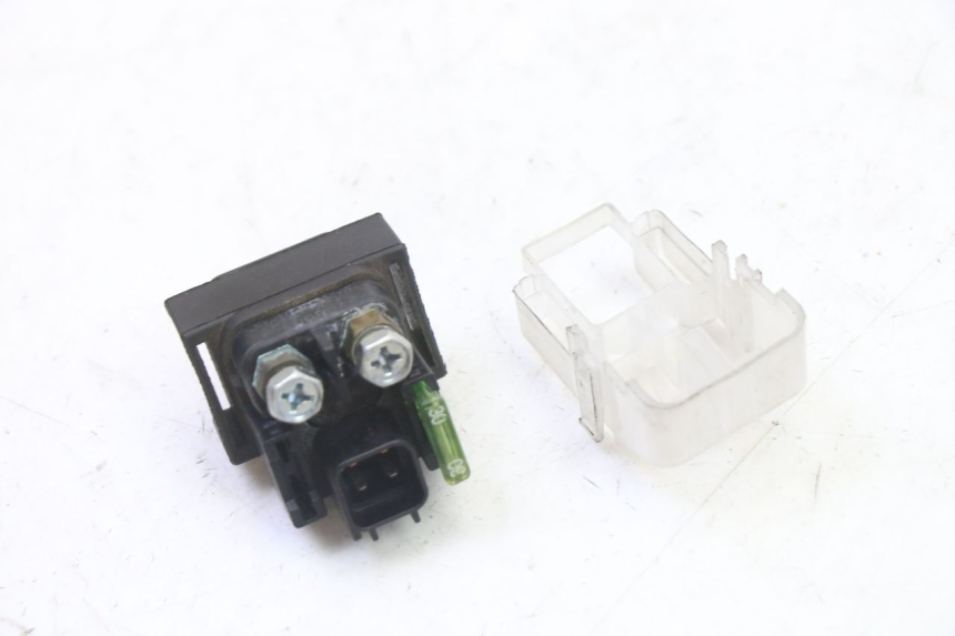 photo de RELÉ DE PARTIDA SUZUKI SV S 650 (2003 - 2009) - Zoom do estado de desgaste