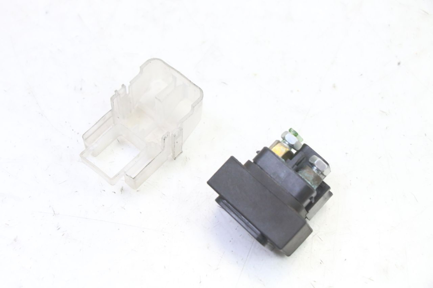 photo de RELÉ DE PARTIDA SUZUKI SV S 650 (2003 - 2009) - Outro ângulo de visão