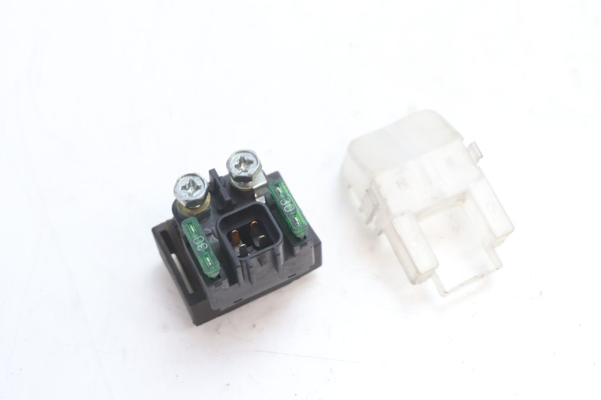photo de RELÉ DE PARTIDA SUZUKI SV S 650 (2003 - 2009) - Outro ângulo de visão