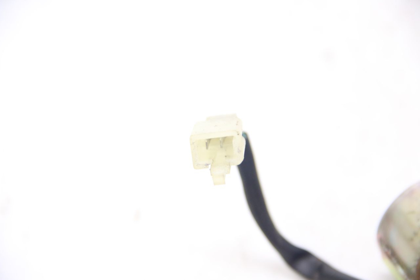 photo de RELÉ DE PARTIDA PEUGEOT TWEET 4T 50 (2010 - 2014) - Zoom do estado de desgaste